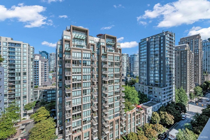 Photo 35 at 1506 - 1088 Richards Street, Yaletown, Vancouver West