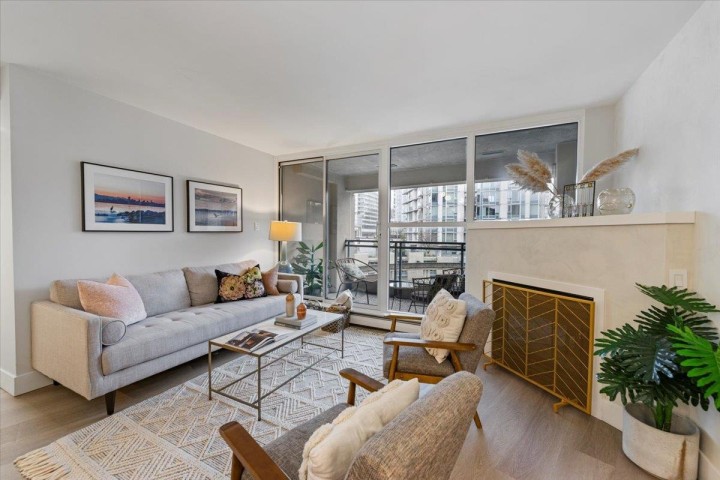 Photo 10 at 407 - 183 Keefer Place, Downtown VW, Vancouver West