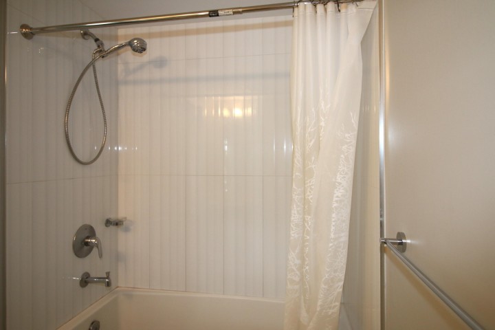 Photo 12 at 306 - 6555 Victoria Drive, Killarney VE, Vancouver East