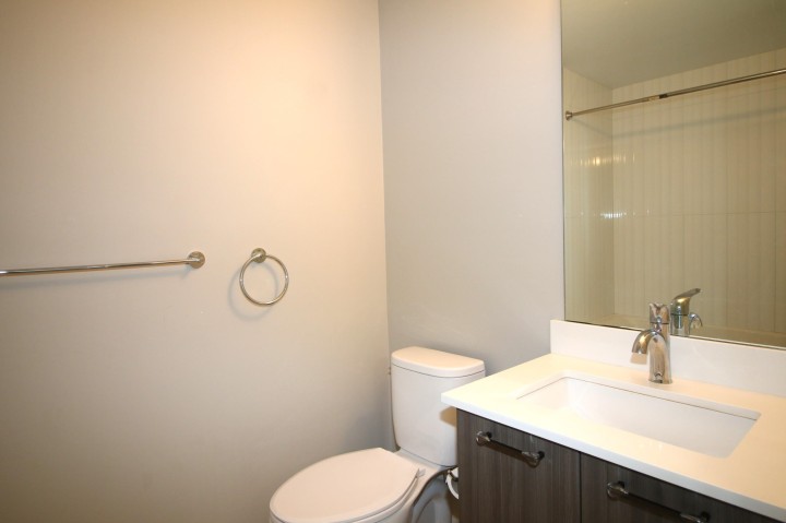 Photo 10 at 306 - 6555 Victoria Drive, Killarney VE, Vancouver East