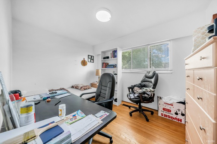 Photo 11 at 2975 E 41st Avenue, Collingwood VE, Vancouver East