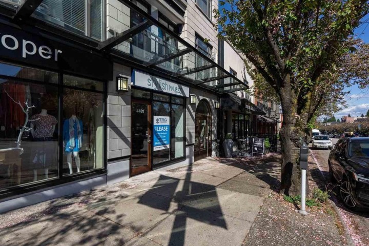 Photo 2 at 202 - 4479 W 10th Avenue, Point Grey, Vancouver West