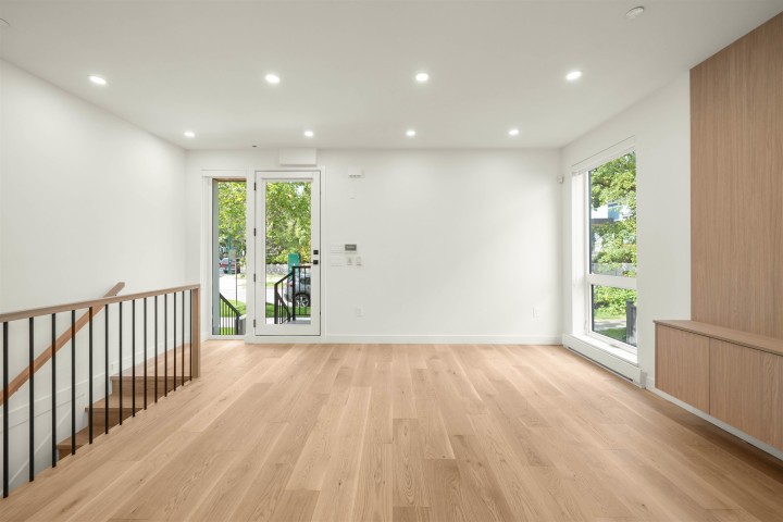 Photo 13 at 1904 E 8th Avenue, Grandview Woodland, Vancouver East