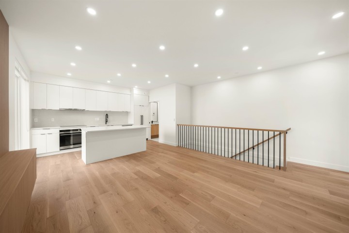 Photo 9 at 1904 E 8th Avenue, Grandview Woodland, Vancouver East