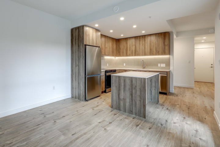 Photo 7 at 517 - 3594 Malsum Drive, Roche Point, North Vancouver