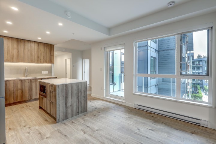 Photo 1 at 517 - 3594 Malsum Drive, Roche Point, North Vancouver