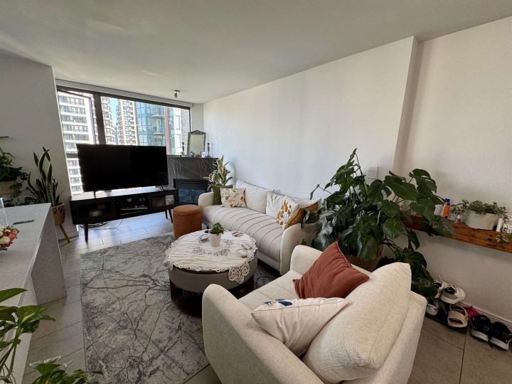 Photo 6 at 1503 - 928 Richards Street, Yaletown, Vancouver West