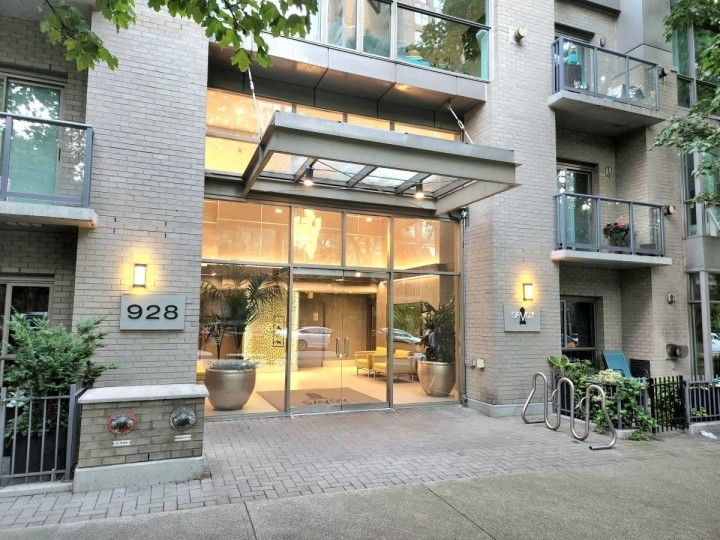 Photo 1 at 1503 - 928 Richards Street, Yaletown, Vancouver West