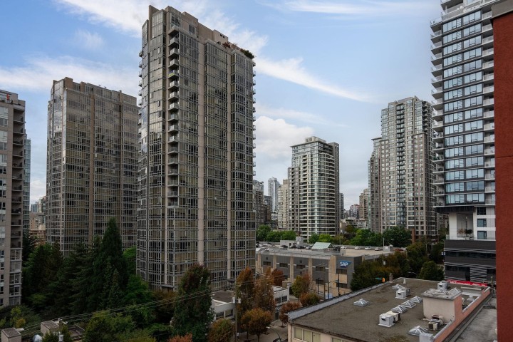 Photo 27 at 201 - 869 Beatty Street, Downtown VW, Vancouver West