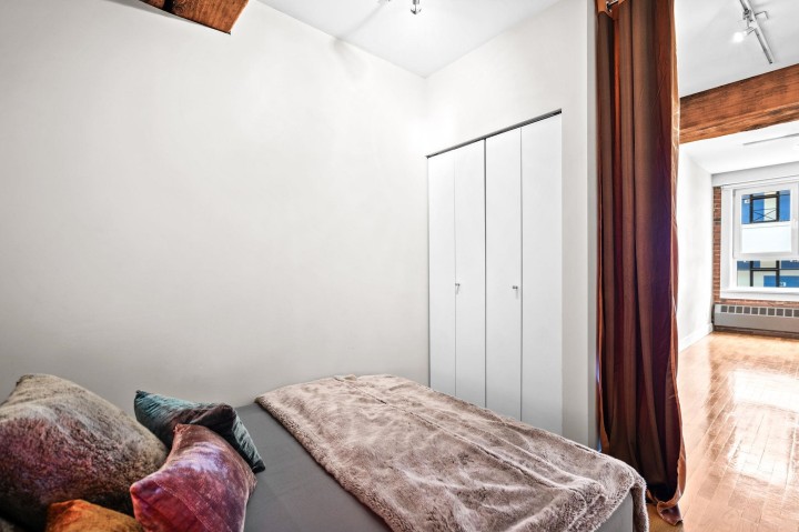 Photo 16 at 201 - 869 Beatty Street, Downtown VW, Vancouver West