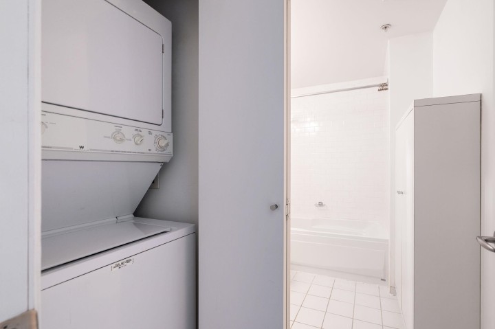 Photo 20 at 201 - 869 Beatty Street, Downtown VW, Vancouver West