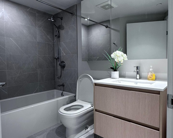 Photo 6 at 304 - 1500 Fern Street, Lynnmour, North Vancouver