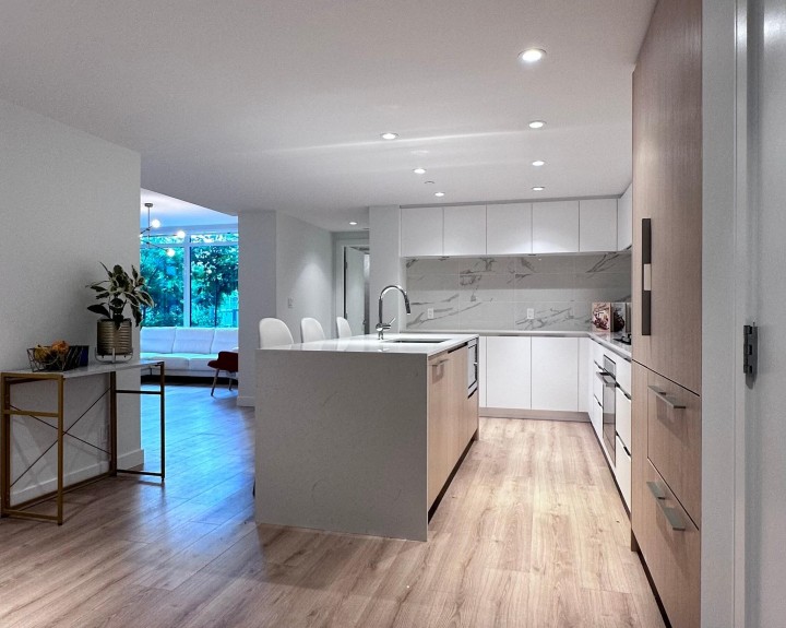 Photo 5 at 304 - 1500 Fern Street, Lynnmour, North Vancouver