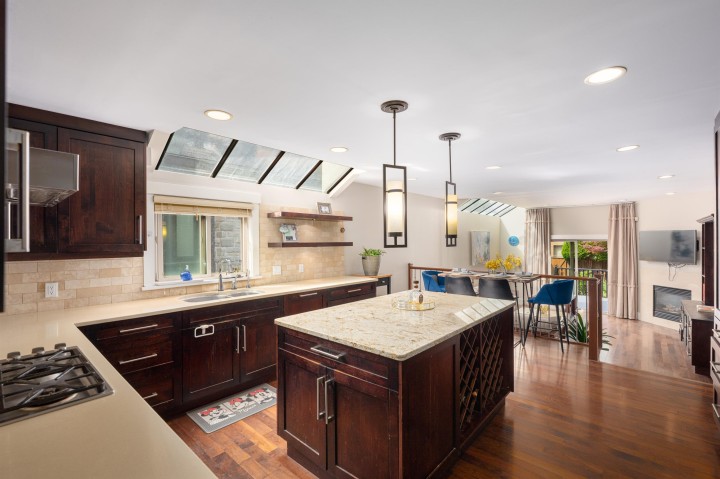 Photo 10 at 5483 Carnarvon Street, Kerrisdale, Vancouver West