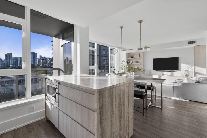 Photo 12 at 713 - 1887 Crowe Street, False Creek, Vancouver West