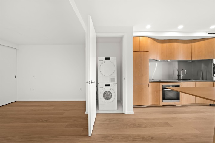 Photo 3 at 601 - 1568 Alberni Street, West End VW, Vancouver West