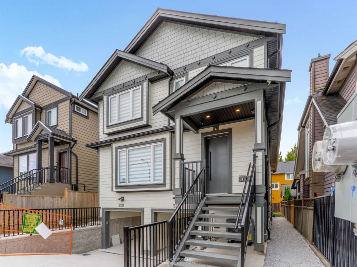 Photo 1 at 1 - 5221 Clarendon Street, Collingwood VE, Vancouver East