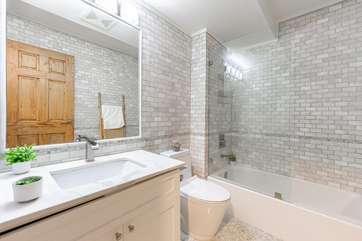 Photo 27 at 5 - 1786 Esquimalt Avenue, Ambleside, West Vancouver