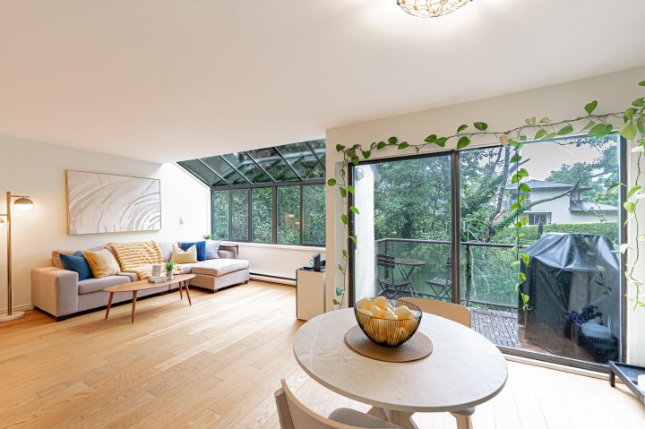 Photo 1 at 5 - 1786 Esquimalt Avenue, Ambleside, West Vancouver