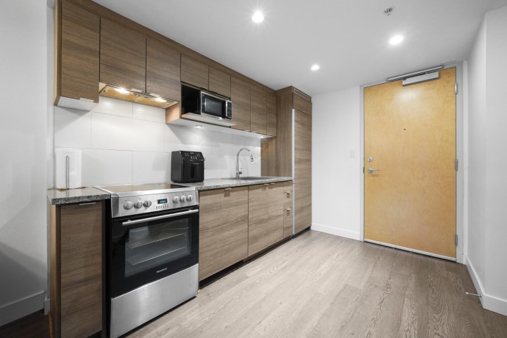 Photo 6 at 811 - 489 Interurban Way, Marpole, Vancouver West