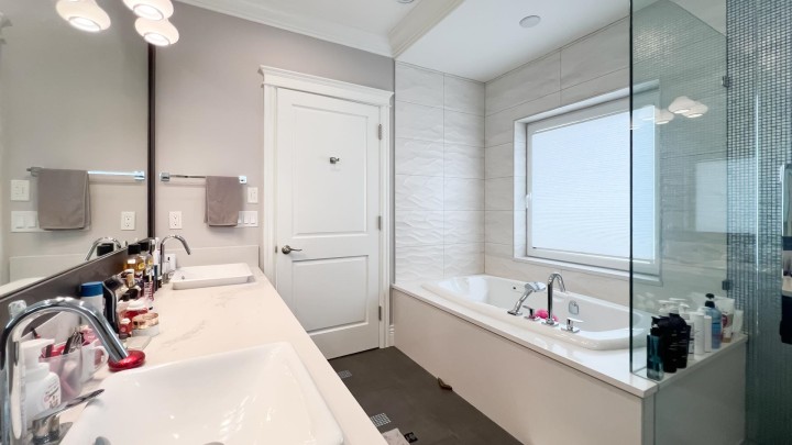 Photo 11 at 2071 W 36th Avenue, Quilchena, Vancouver West