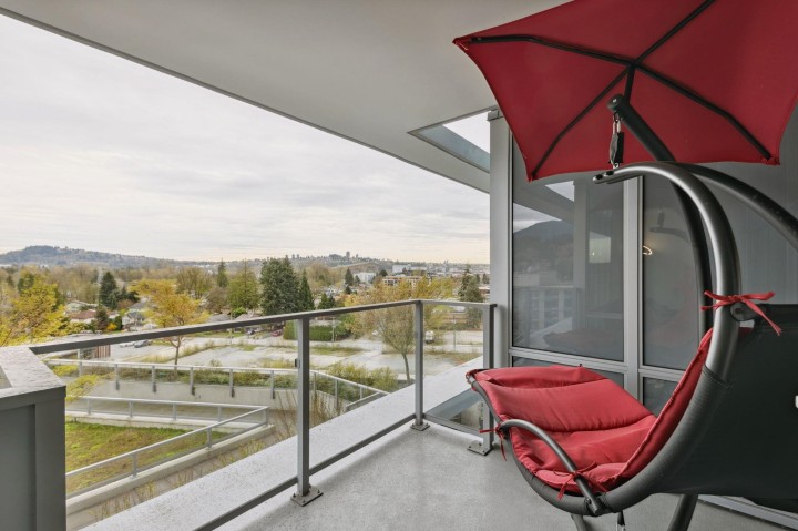 Photo 15 at 805 - 1500 Fern Street, Lynnmour, North Vancouver