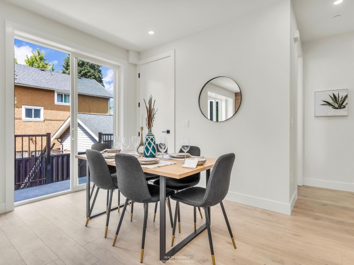 Photo 6 at 2 - 5221 Clarendon Street, Collingwood VE, Vancouver East