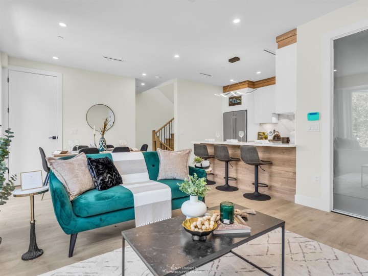 Photo 3 at 2 - 5221 Clarendon Street, Collingwood VE, Vancouver East