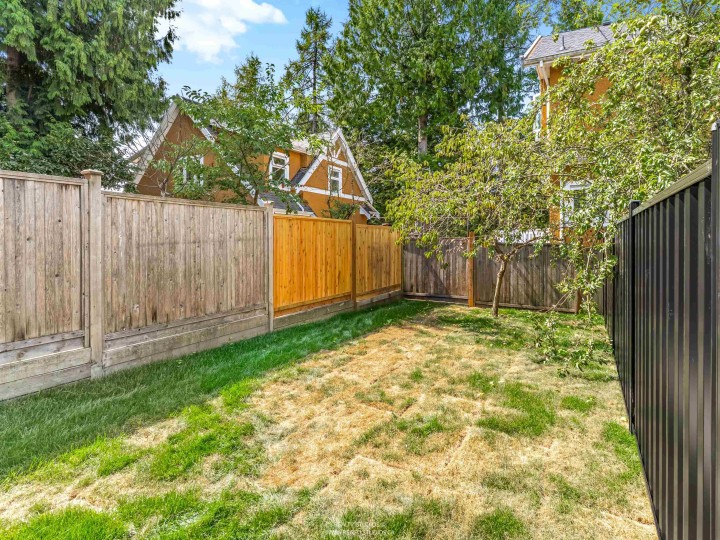 Photo 32 at 2 - 5221 Clarendon Street, Collingwood VE, Vancouver East