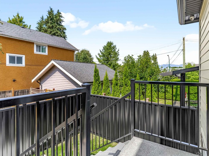 Photo 30 at 2 - 5221 Clarendon Street, Collingwood VE, Vancouver East