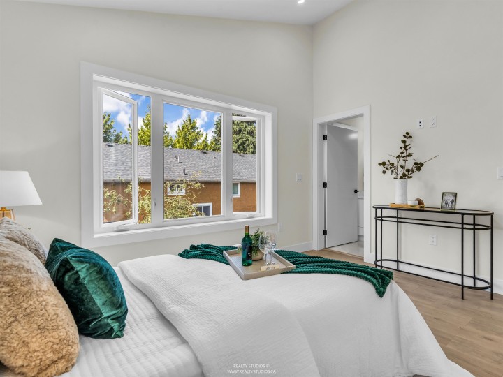 Photo 14 at 2 - 5221 Clarendon Street, Collingwood VE, Vancouver East