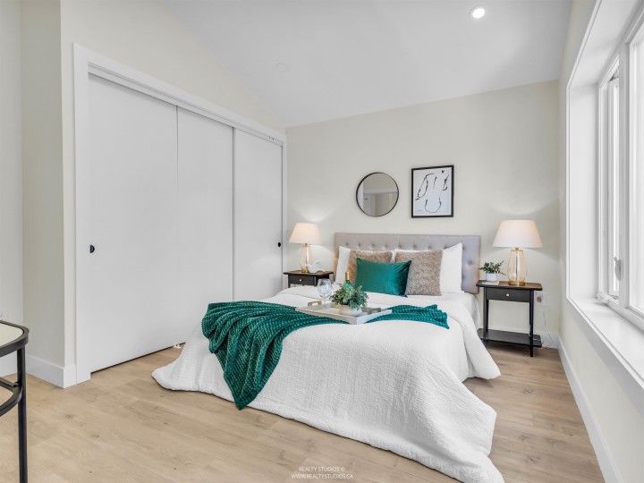 Photo 15 at 2 - 5221 Clarendon Street, Collingwood VE, Vancouver East