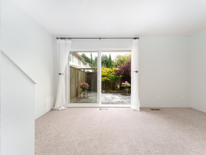 Photo 13 at 5 - 3554 E 49th Avenue, Killarney VE, Vancouver East