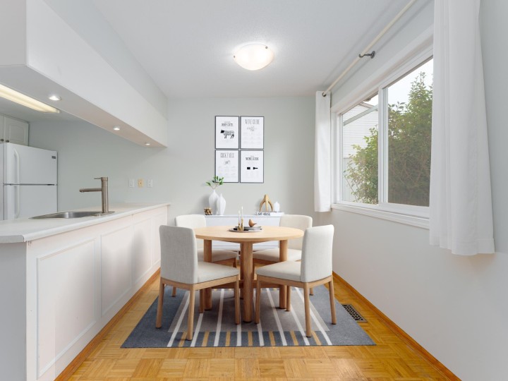 Photo 3 at 5 - 3554 E 49th Avenue, Killarney VE, Vancouver East