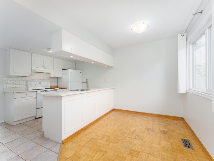 Photo 5 at 5 - 3554 E 49th Avenue, Killarney VE, Vancouver East