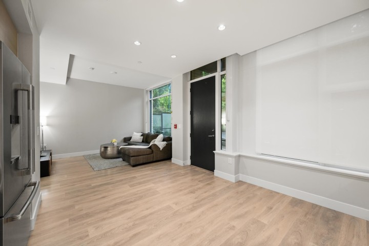 Photo 4 at 3482 Marine Way, South Marine, Vancouver East