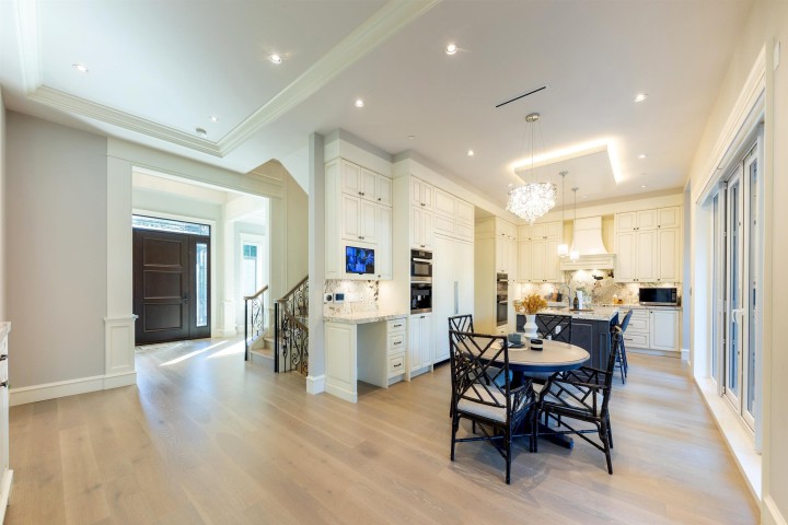 Photo 3 at 3981 W 35th Avenue, Dunbar, Vancouver West