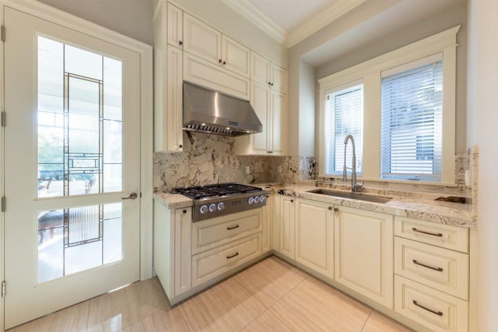 Photo 11 at 3981 W 35th Avenue, Dunbar, Vancouver West