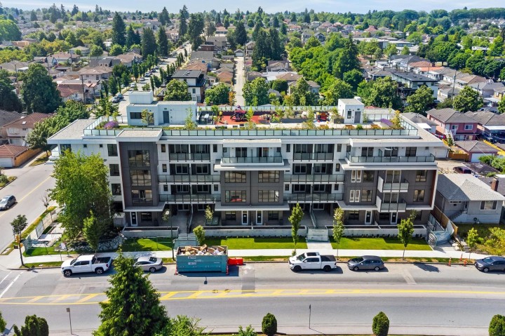 Photo 5 at 2392 E 33rd Avenue, Collingwood VE, Vancouver East