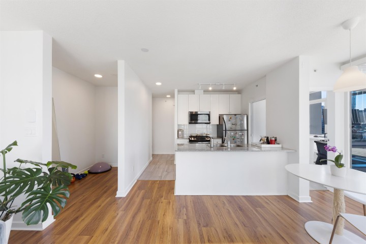 Photo 3 at 1502 - 480 Robson Street, Downtown VW, Vancouver West