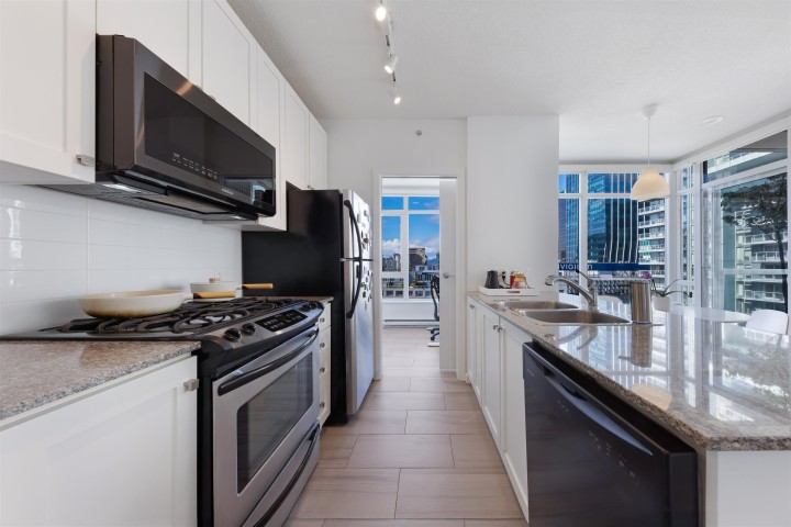 Photo 4 at 1502 - 480 Robson Street, Downtown VW, Vancouver West