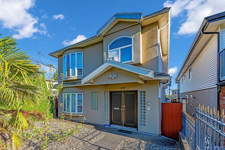 Photo 1 at 180 E 62nd Avenue, South Vancouver, Vancouver East
