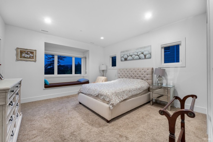 Photo 20 at 4061 St. Pauls Avenue, Upper Lonsdale, North Vancouver