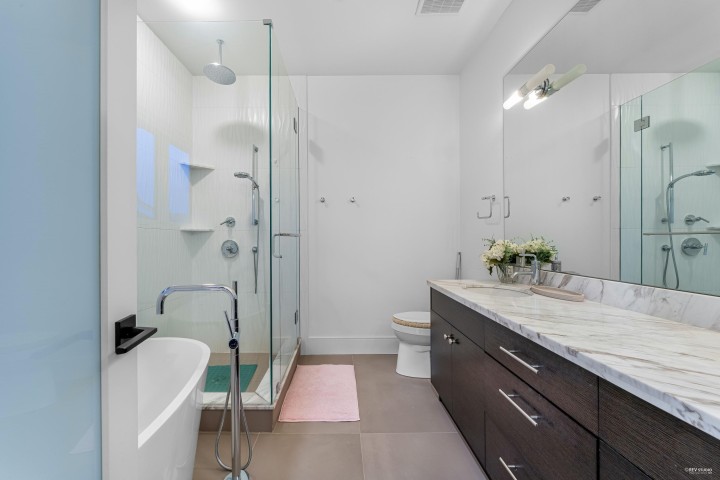 Photo 21 at 4061 St. Pauls Avenue, Upper Lonsdale, North Vancouver