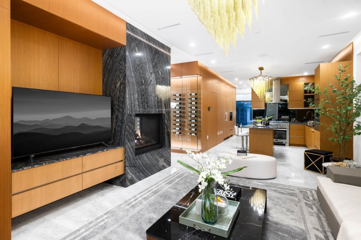 Photo 7 at 2495 Mathers Avenue, Dundarave, West Vancouver