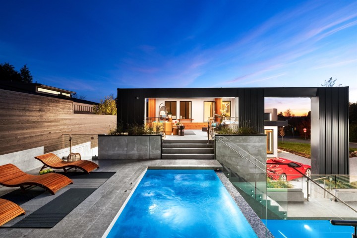 Photo 1 at 2495 Mathers Avenue, Dundarave, West Vancouver