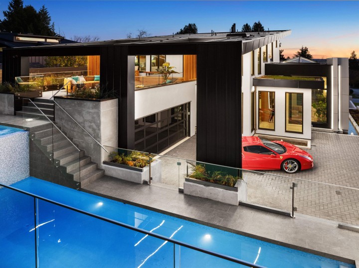 Photo 18 at 2495 Mathers Avenue, Dundarave, West Vancouver