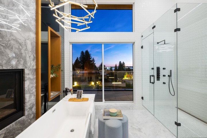 Photo 25 at 2495 Mathers Avenue, Dundarave, West Vancouver