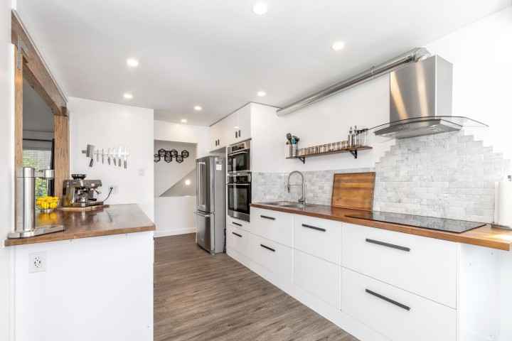 Photo 6 at 2313 Quayside Court, South Marine, Vancouver East