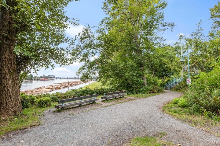 Photo 17 at 2313 Quayside Court, South Marine, Vancouver East